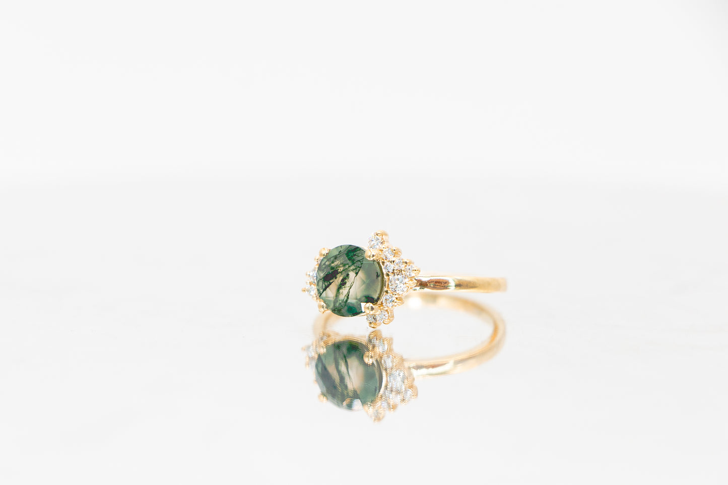 Vintage Mosslight Everglow Ring | Elegant Antique-Inspired Design