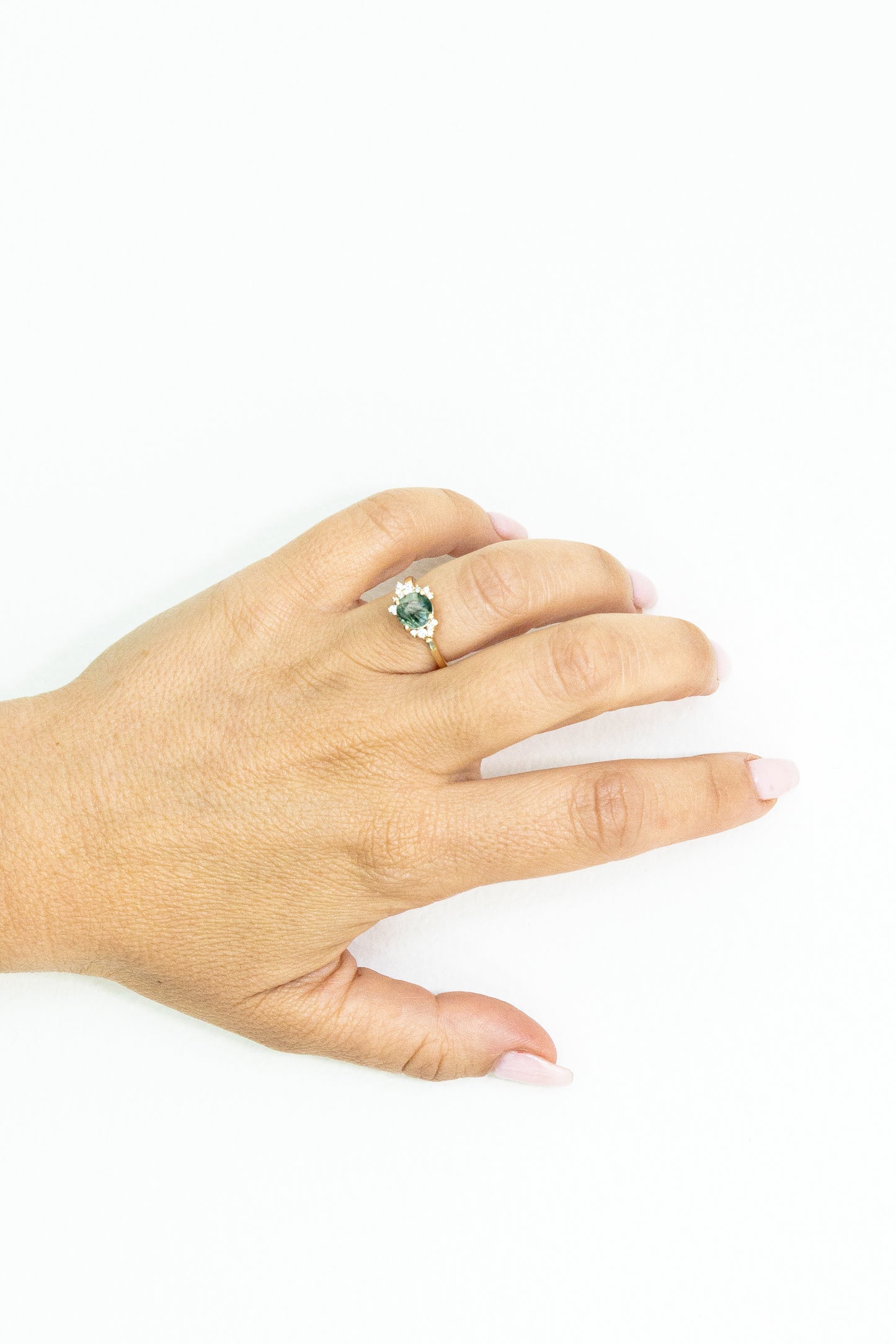 Vintage Mosslight Everglow Ring | Elegant Antique-Inspired Design